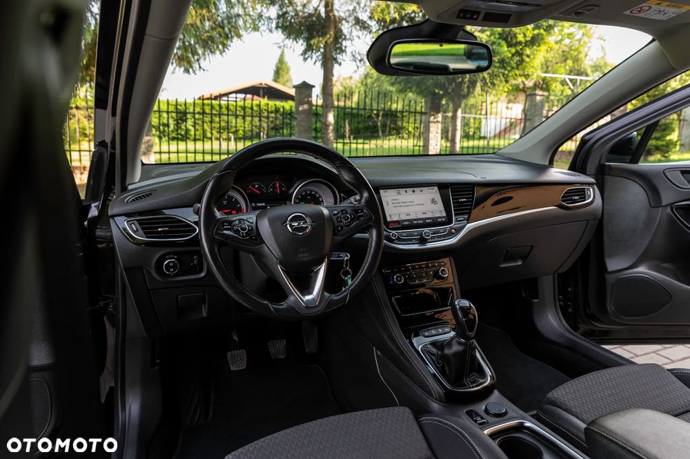 Opel Astra 1.6 Turbo Start/Stop Dynamic - 37