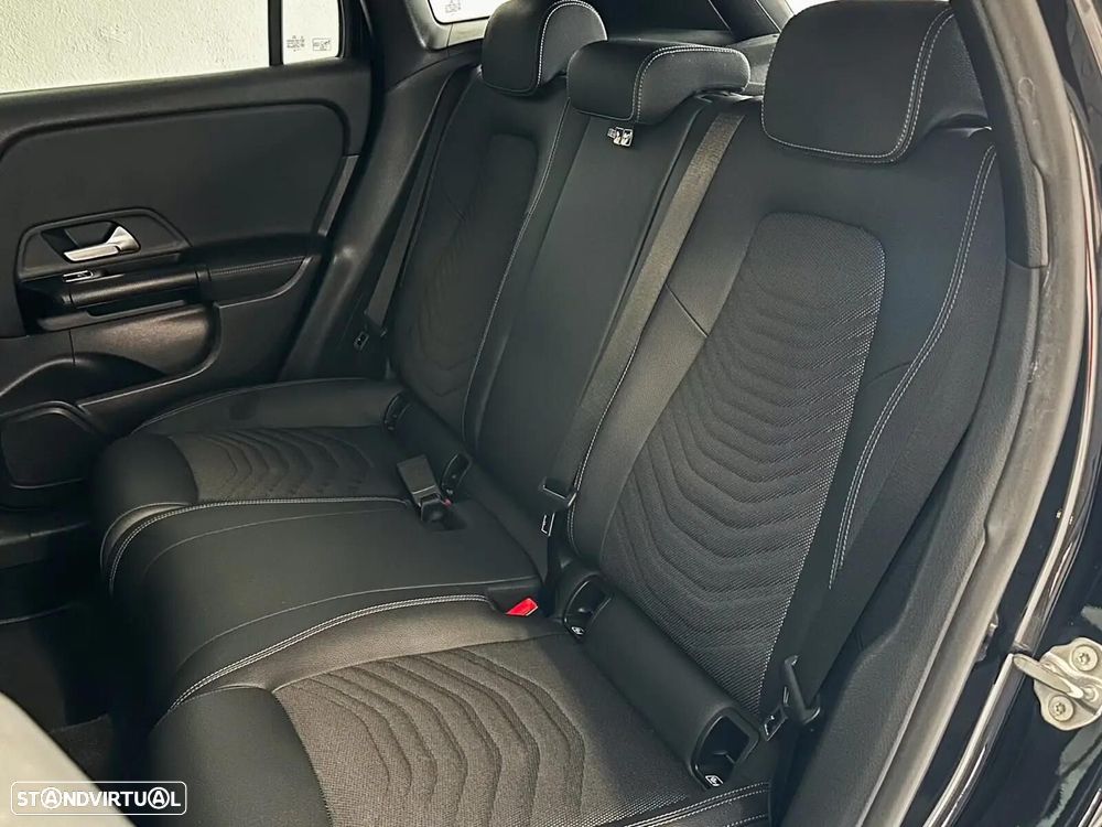 Mercedes-Benz GLA 250 - 22