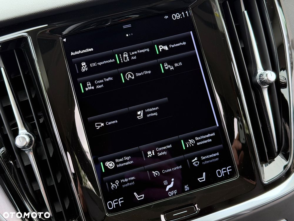 Volvo V60 B4 B Geartronic Momentum Pro - 29