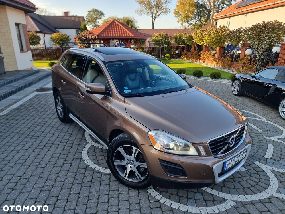 Volvo XC 60 D5 AWD - 27