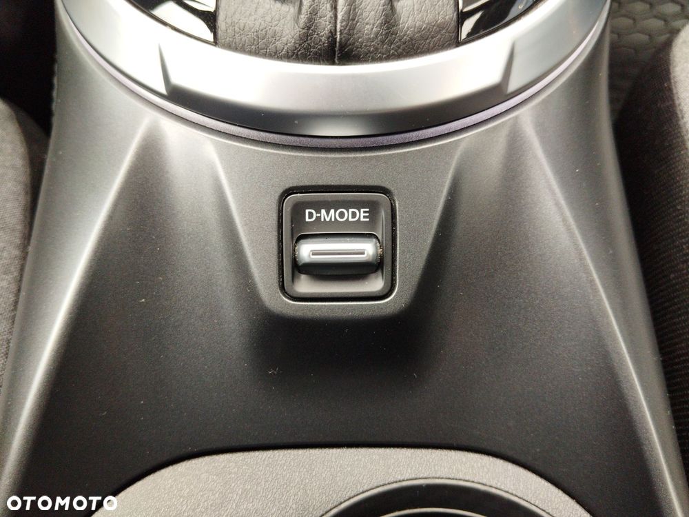 Nissan Juke 1.6 Hybrid N-Connecta AMT - 26