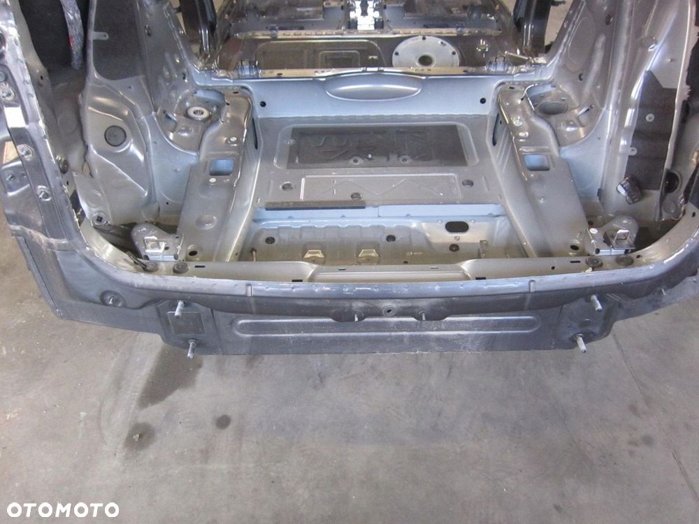 BMW X3 G01 KAROSERIA PAS TYLNY ĆWIARTKA PRAWA LEWA WANNA A90 SOPHISTO GRAU - 2
