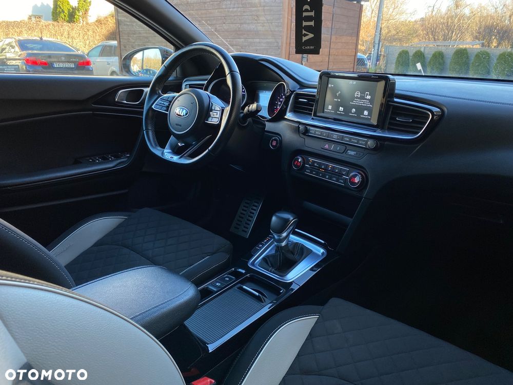 Kia ProCeed 1.4 T-GDI DCT7 OPF GT LINE - 34