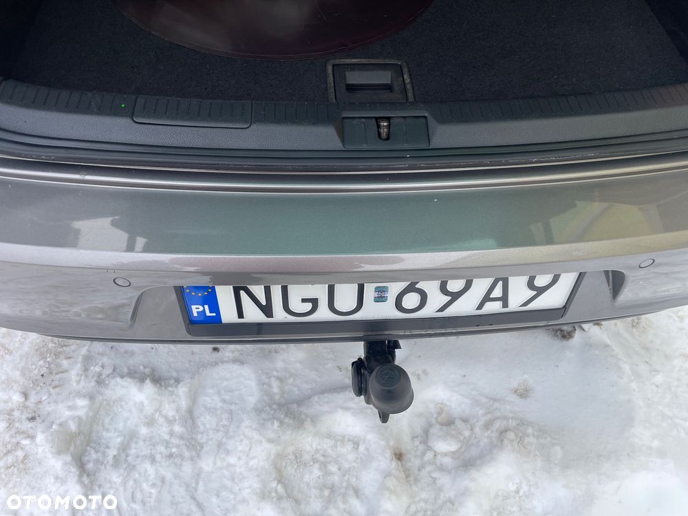 Volkswagen Golf 2.0 BlueTDI 4Motion Highline - 16
