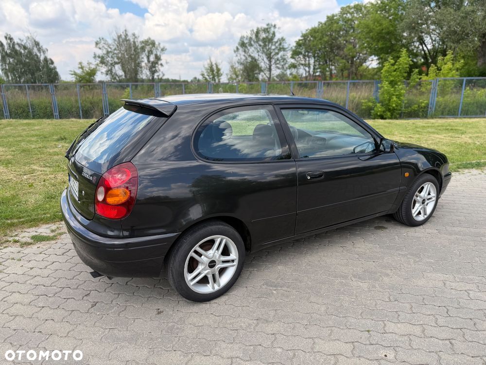 Toyota Corolla - 7