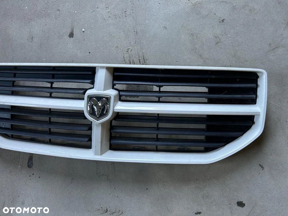 Grill atrapa przód przednia  DODGE CALIBER - 3