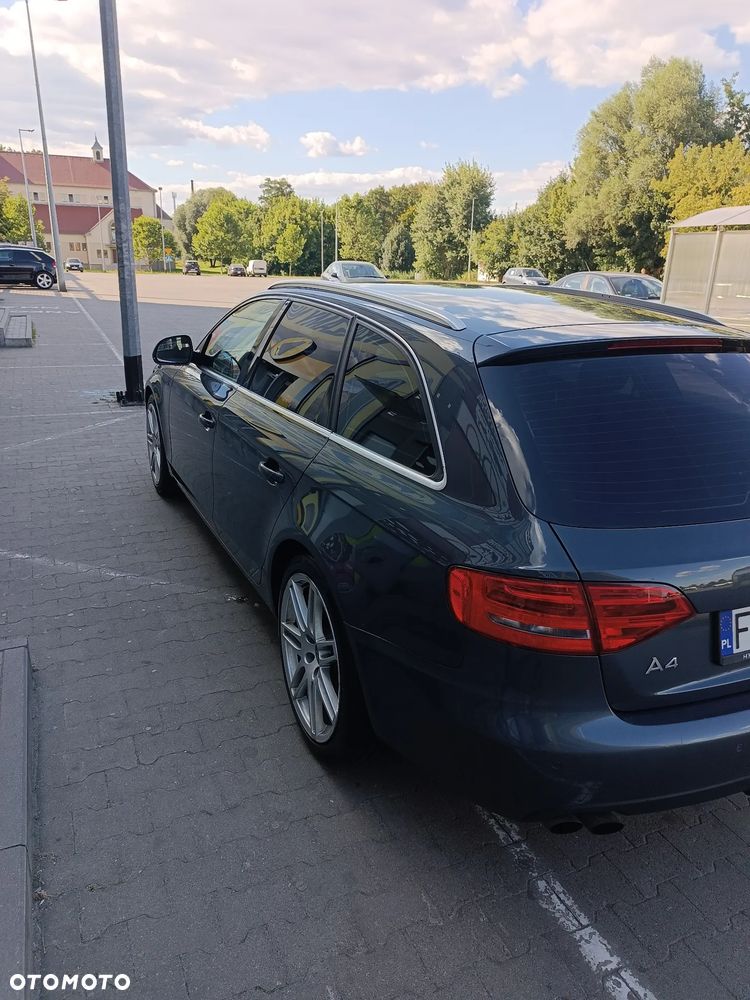 Audi A4 Avant 2008 photo 4