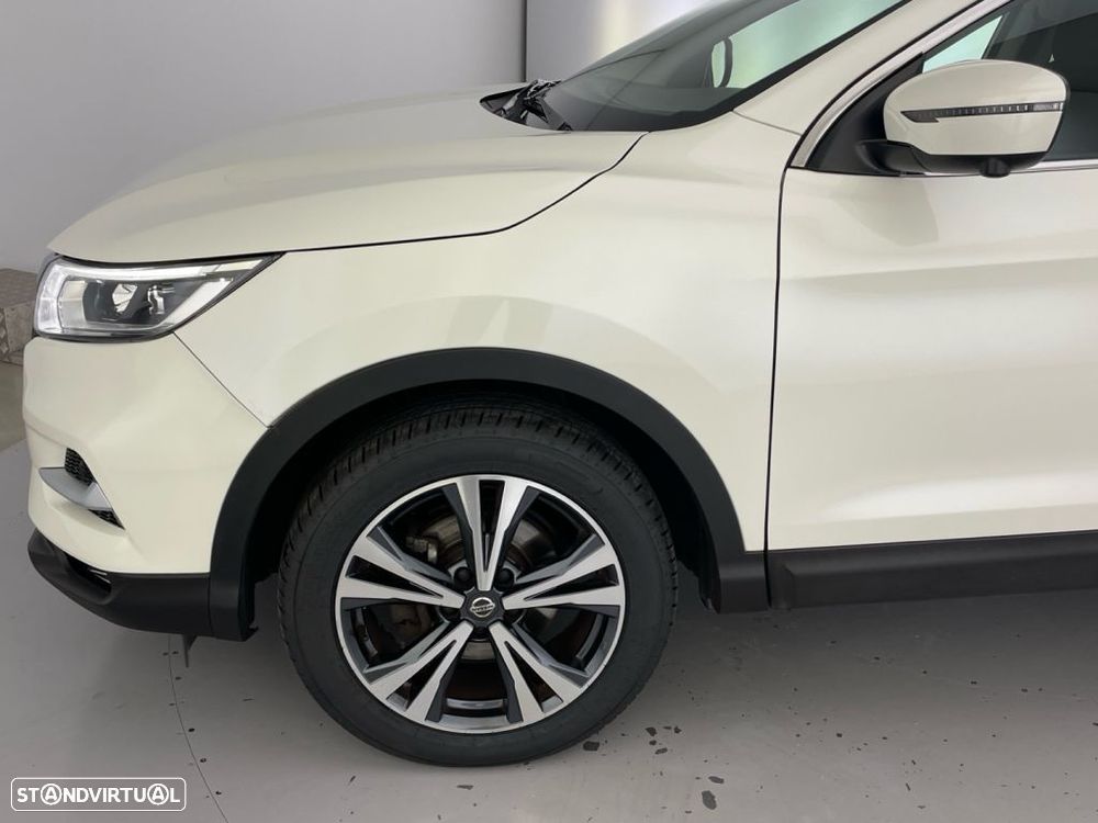 Nissan Qashqai 1.5 dCi N-Connecta - 18