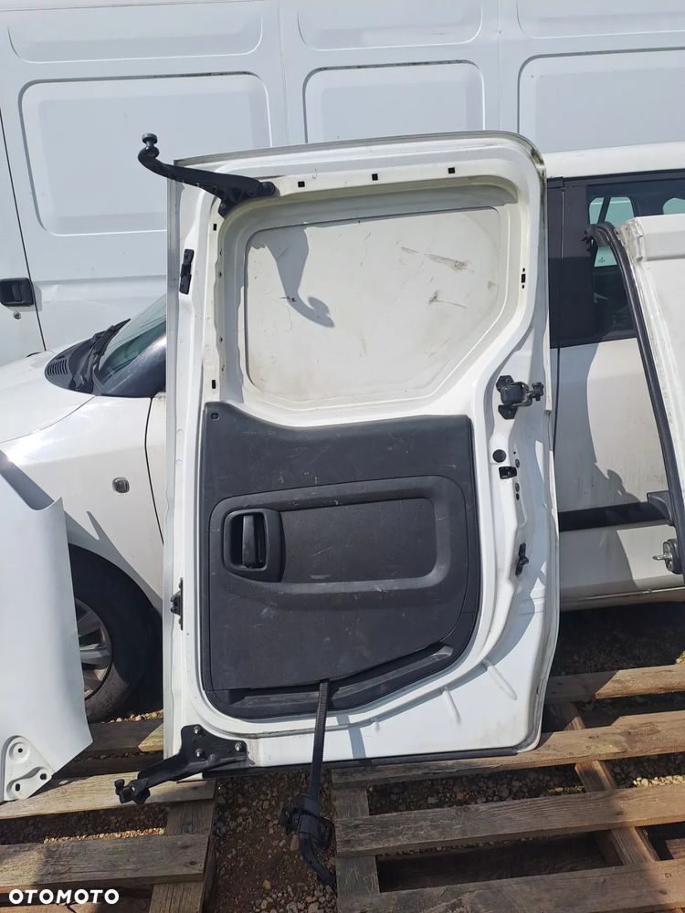 Citroen Berlingo II 2008-2018r. drzwi boczne tylne kod lakieru EWPA i inne - 2