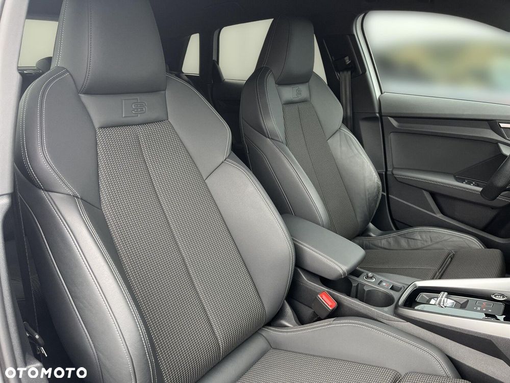 Audi A3 Sportback - 16