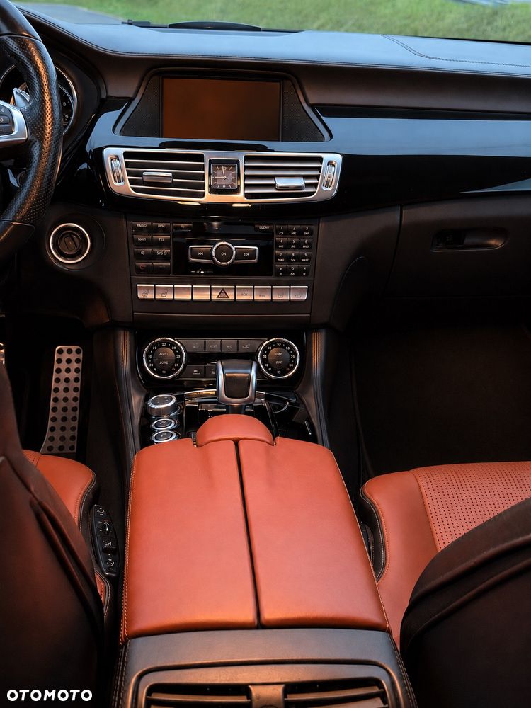 Mercedes-Benz CLS 63 AMG - 32