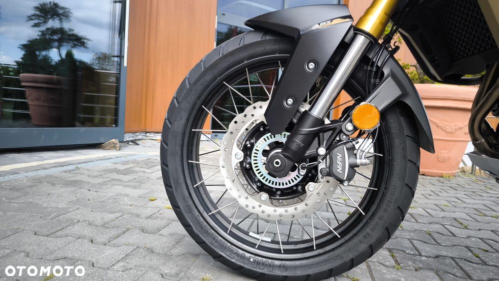 VOGE 625DSX - 24