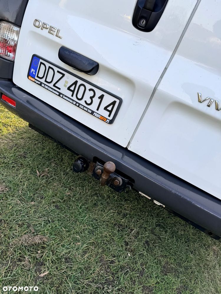 Opel Vivaro - 11