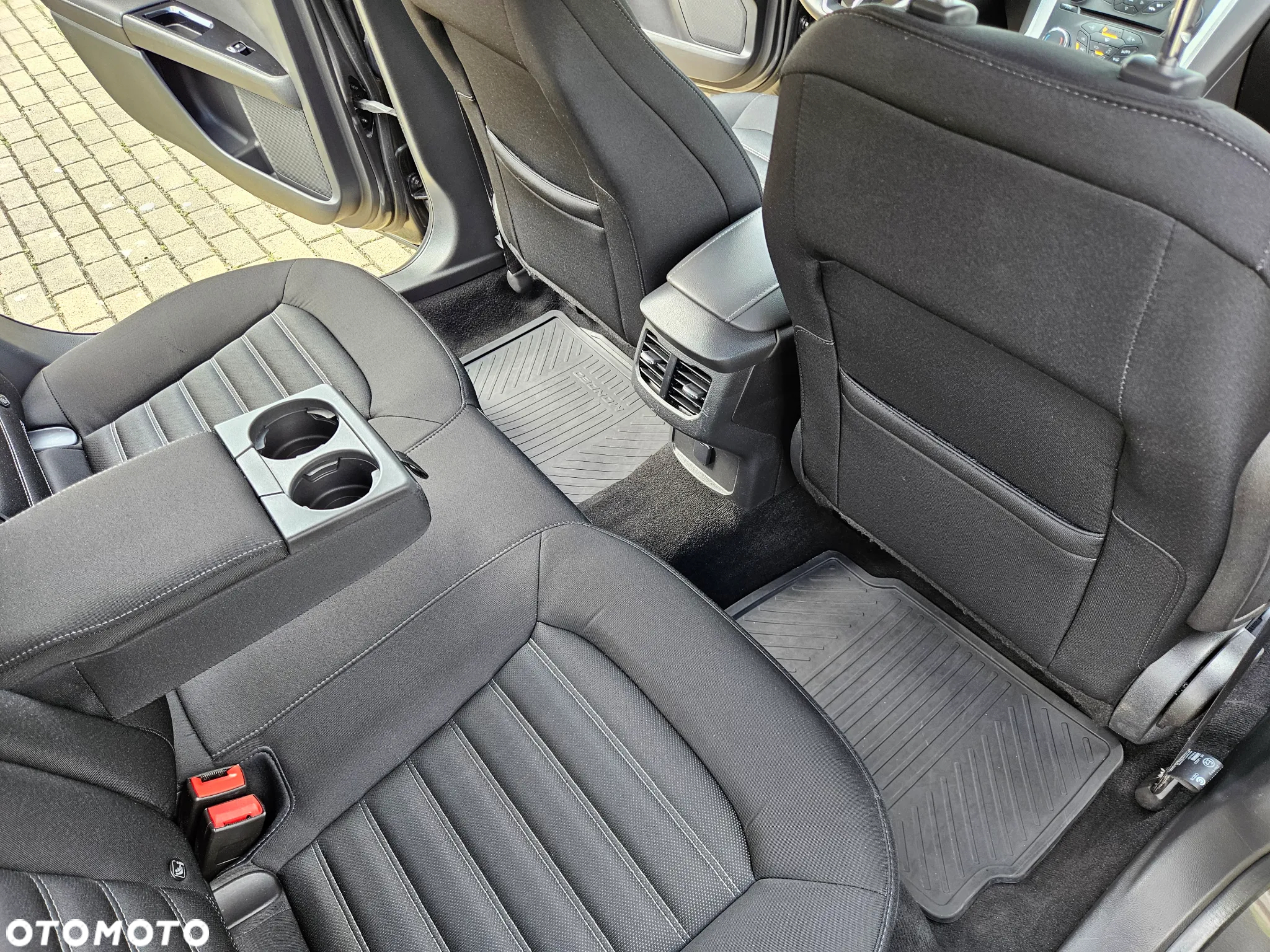 Ford Mondeo 1.5 EcoBoost Trend - 28