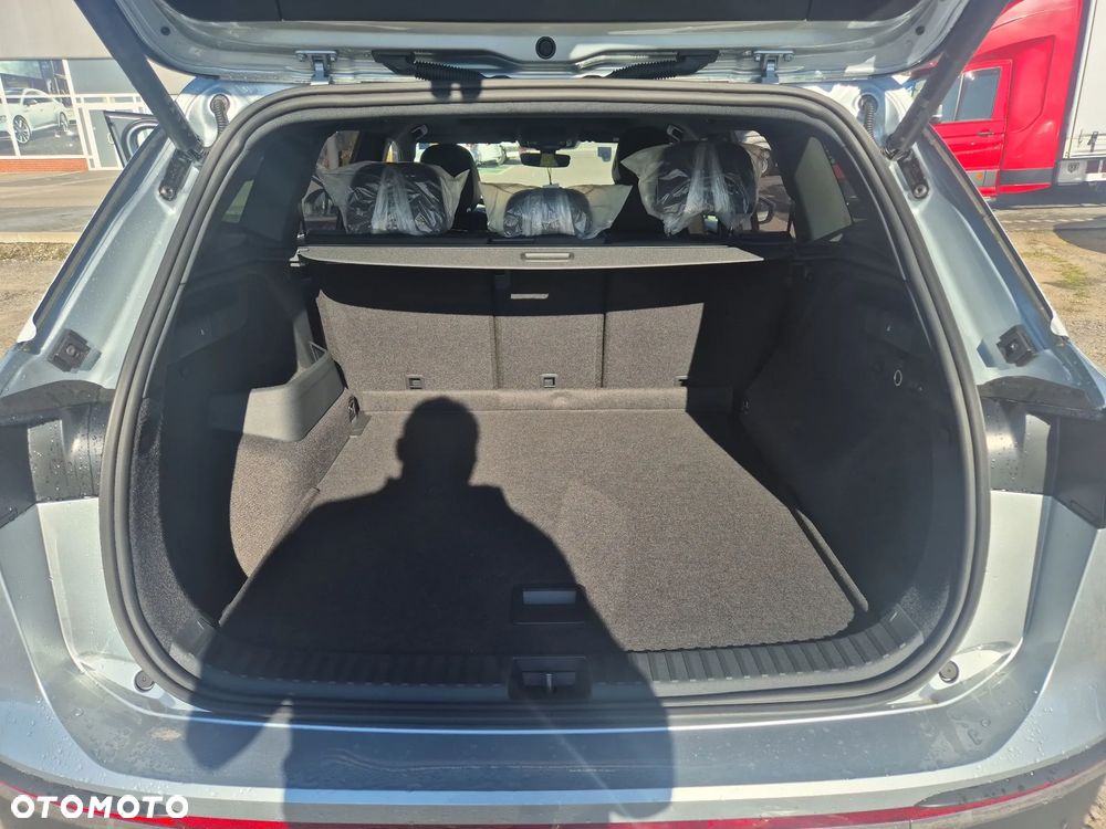Volkswagen Tayron 2.0 TSI 4Mot Style DSG - 17