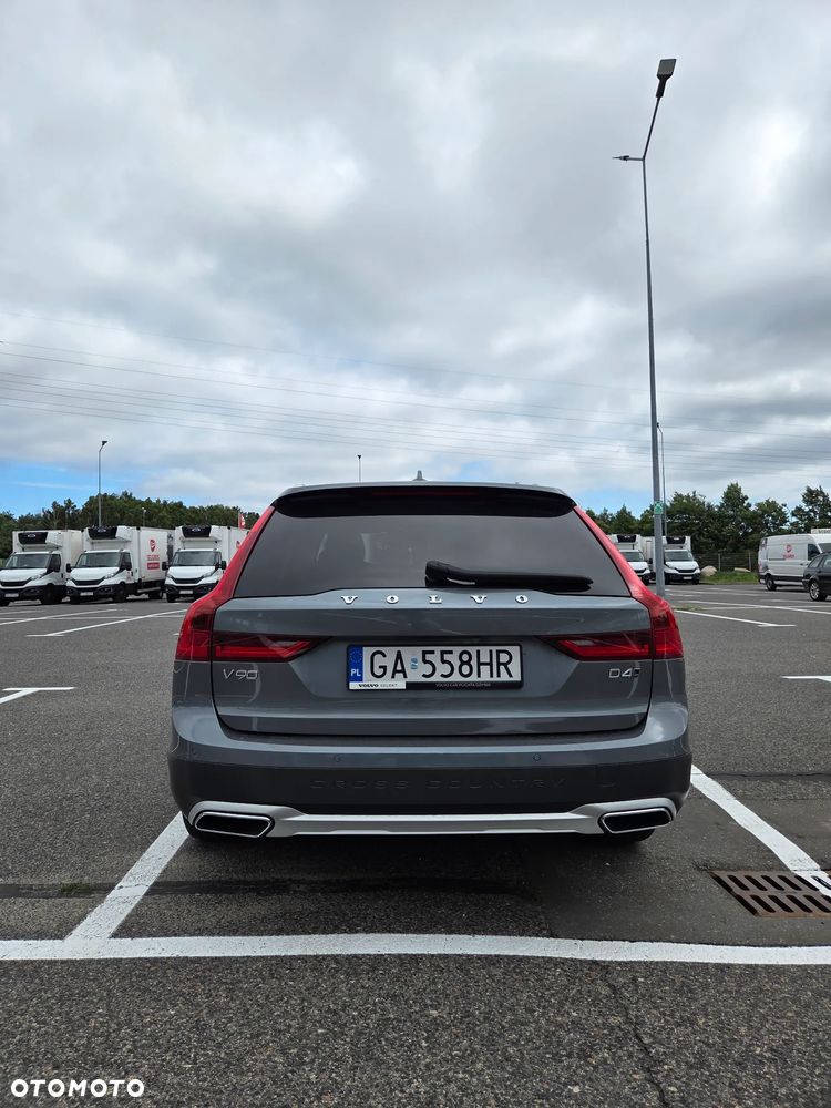 Volvo V90 D4 AWD Geartronic Inscription - 8