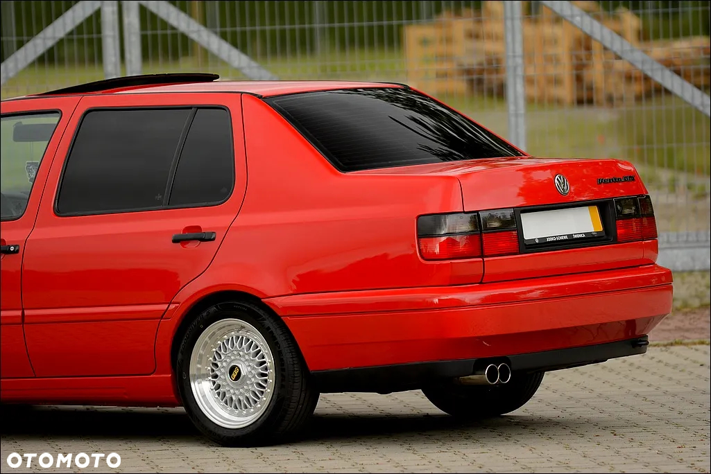 Volkswagen Vento - 9