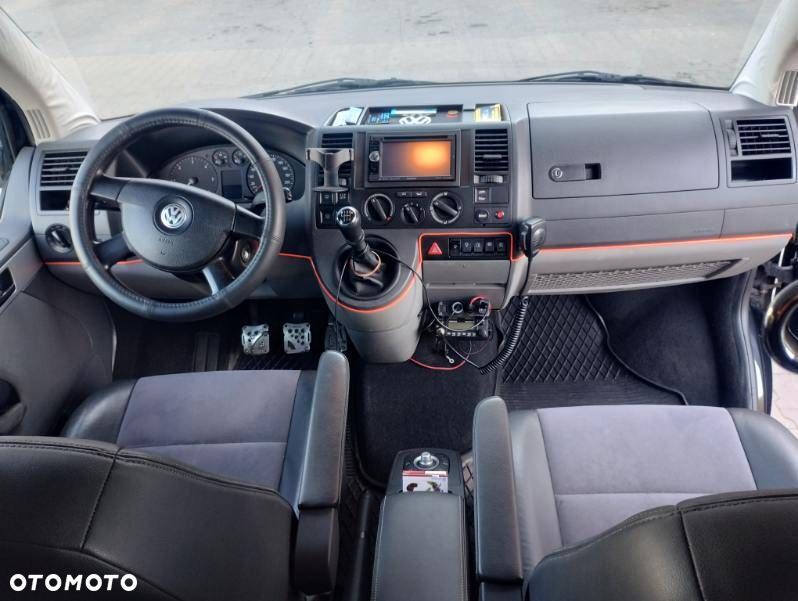 Volkswagen Transporter - 7