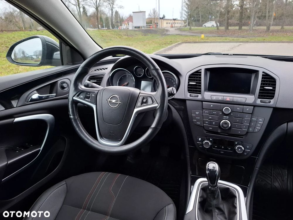Opel Insignia - 21