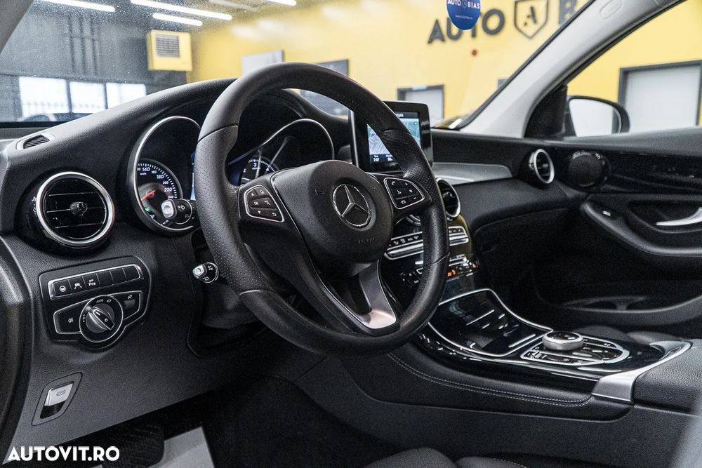 Mercedes-Benz GLC Coupe 220 d 4Matic 9G-TRONIC Exclusive - 7