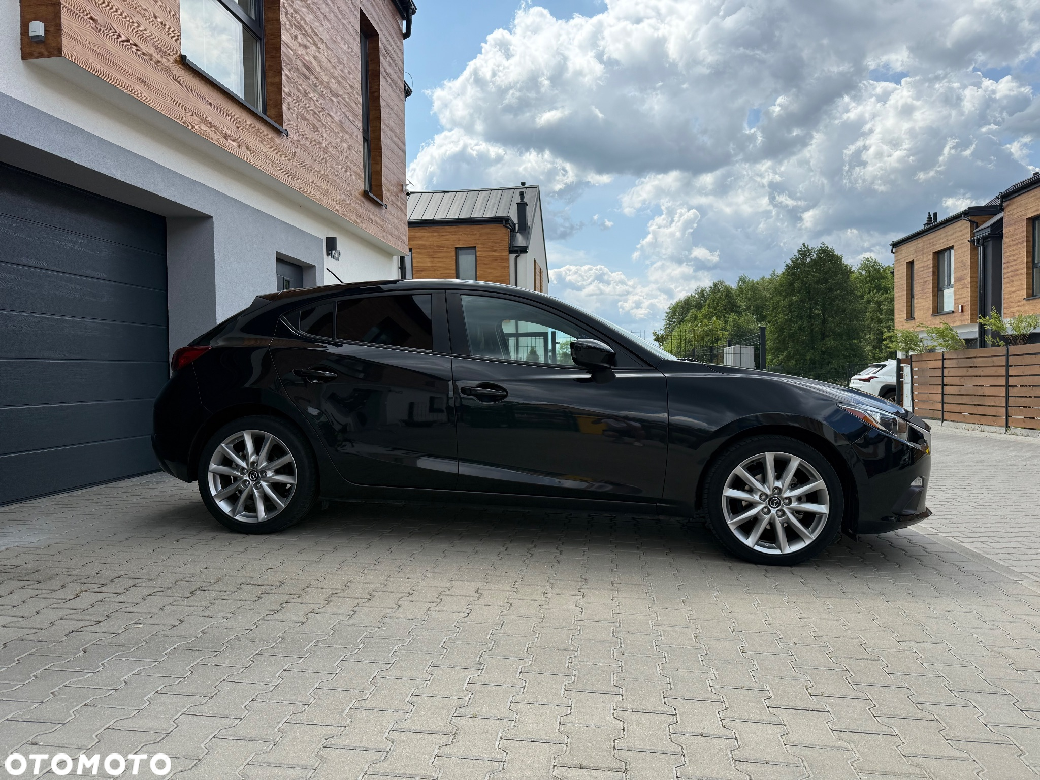Mazda 3 - 4
