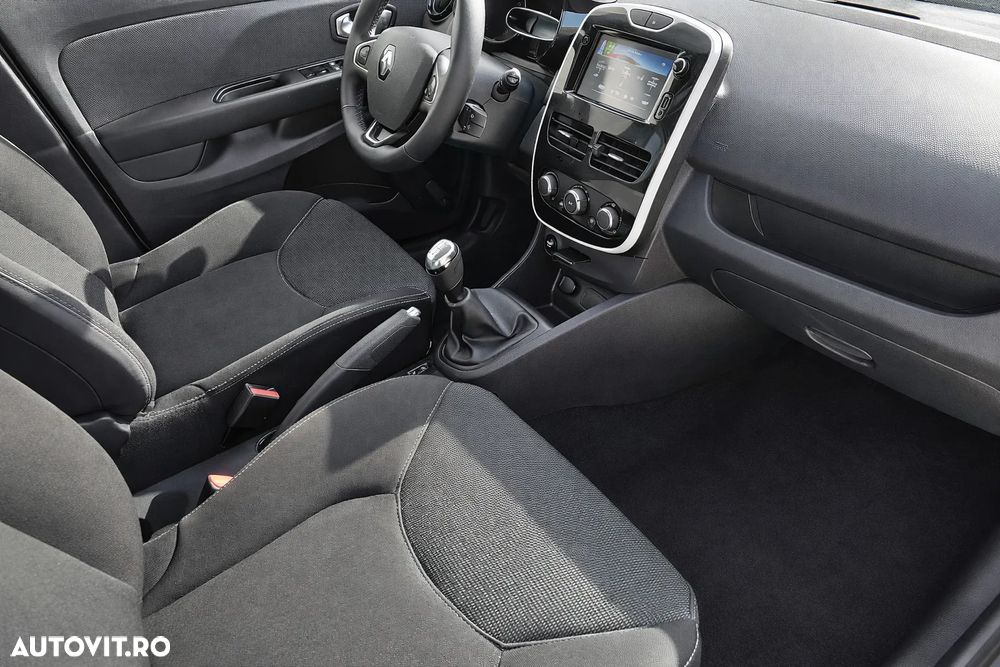 Renault Clio (Energy) dCi 90 Start & Stop INTENS - 6