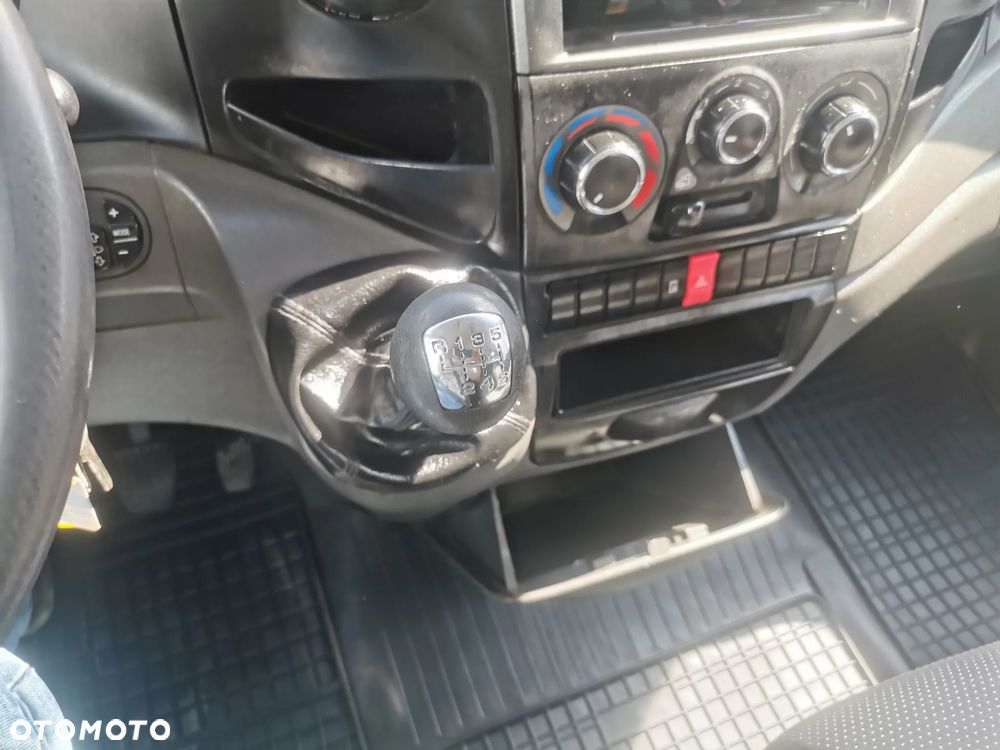Iveco Daily 35C11 Brygadówka wywrotka Dubel hak 3,5t kiper doka - 13