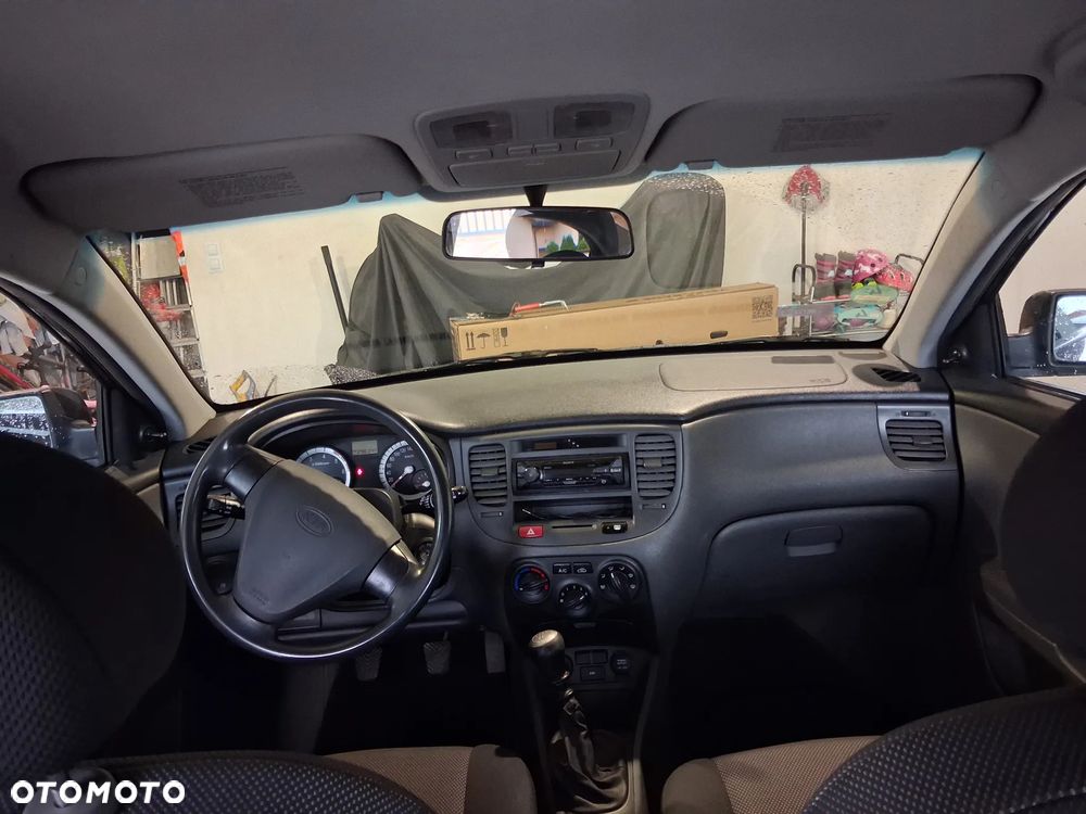 Kia Rio 1.5 CRDi Comfort + - 8