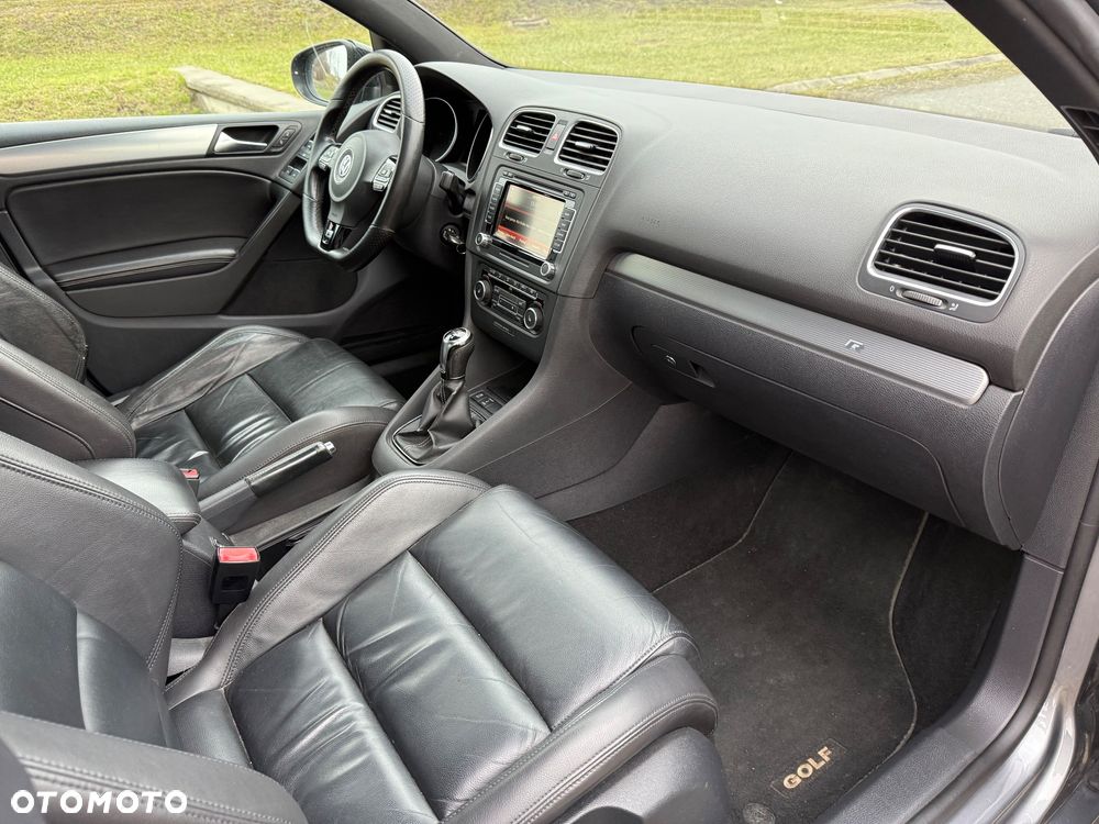 Volkswagen Golf 2.0 TSI 4Mot R - 26