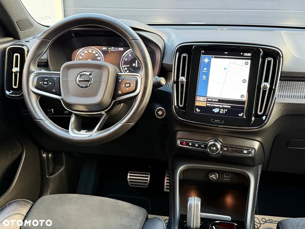 Volvo XC 40 T3 Geartronic RDesign - 10