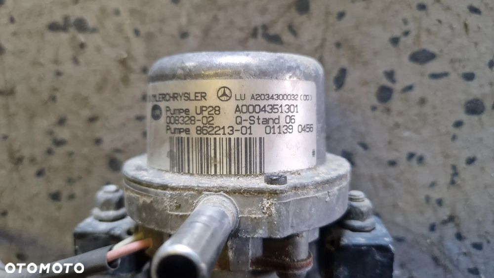 MERCEDES C KLASA W203 POMPA VACUM A0004351301 - 2