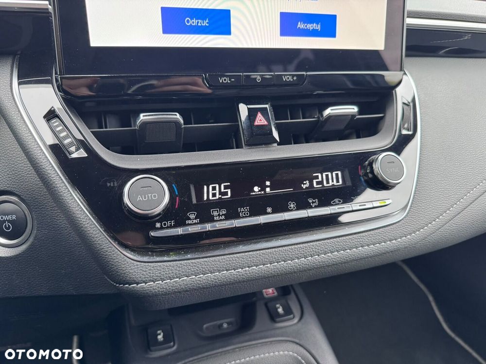 Toyota Corolla 1.8 Hybrid Style - 22