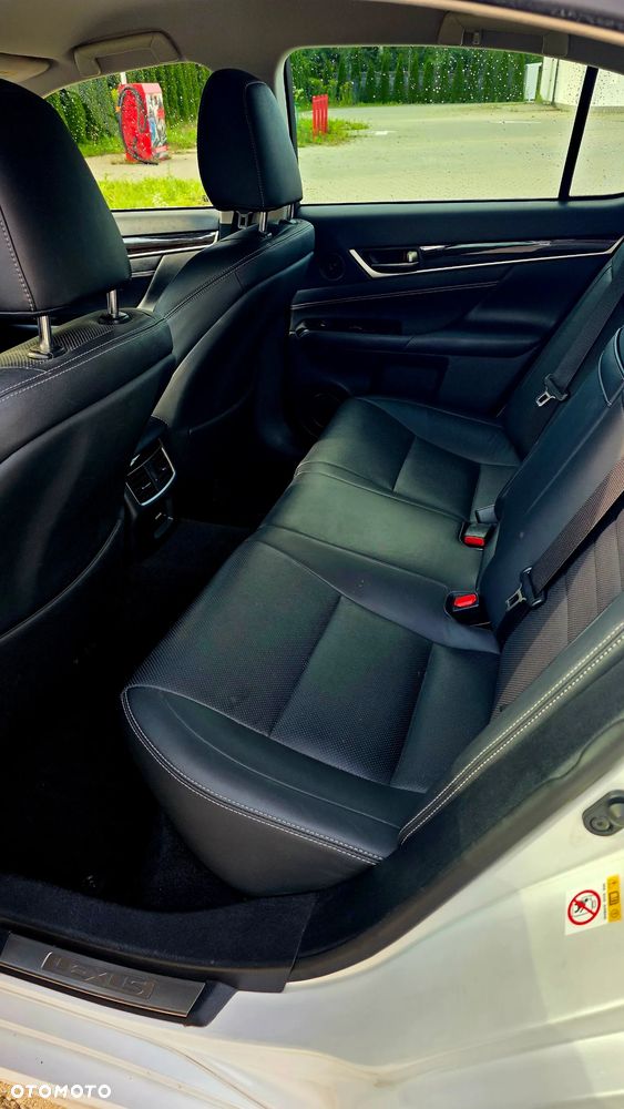 Lexus GS 200t / 300 Elegance - 18