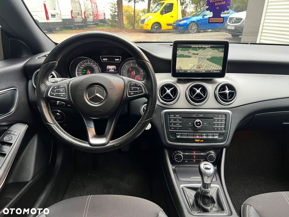 Mercedes-Benz CLA 2016