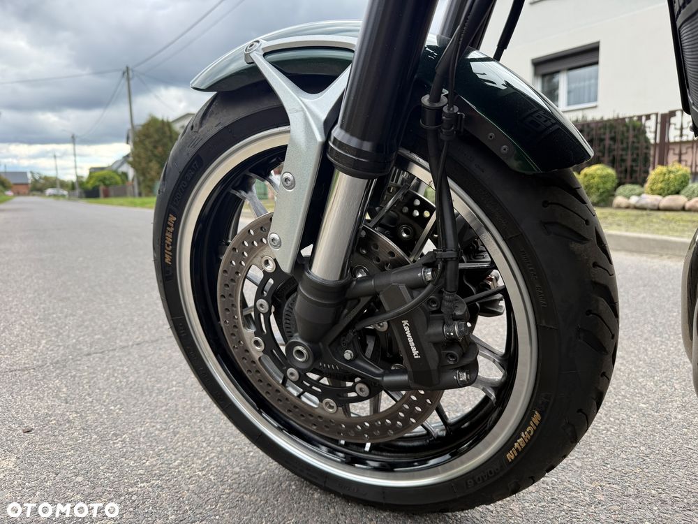 Kawasaki Z 900 RS - 21