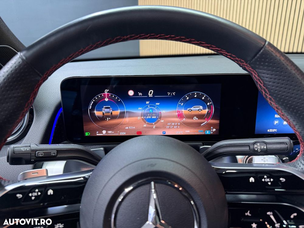 Mercedes-Benz GLB - 36