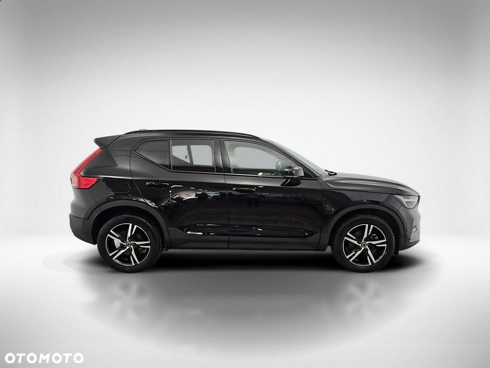 Volvo XC 40 B3 Plus Dark - 7