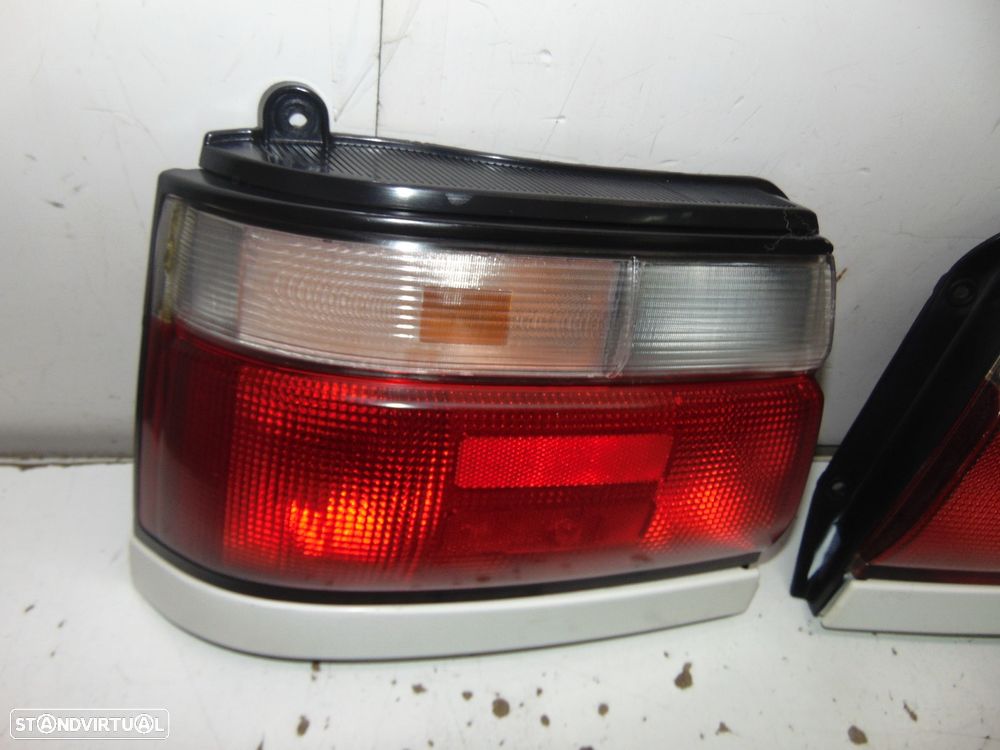 Toyota corolla  farolins - 3