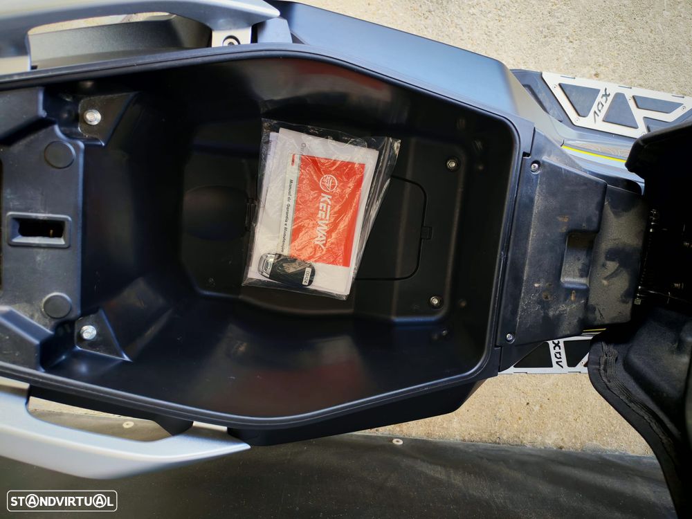 Keeway Vieste 300 XDV - 7