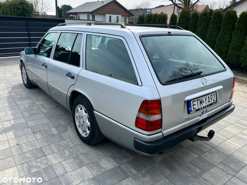 Mercedes-Benz Klasa E - 2