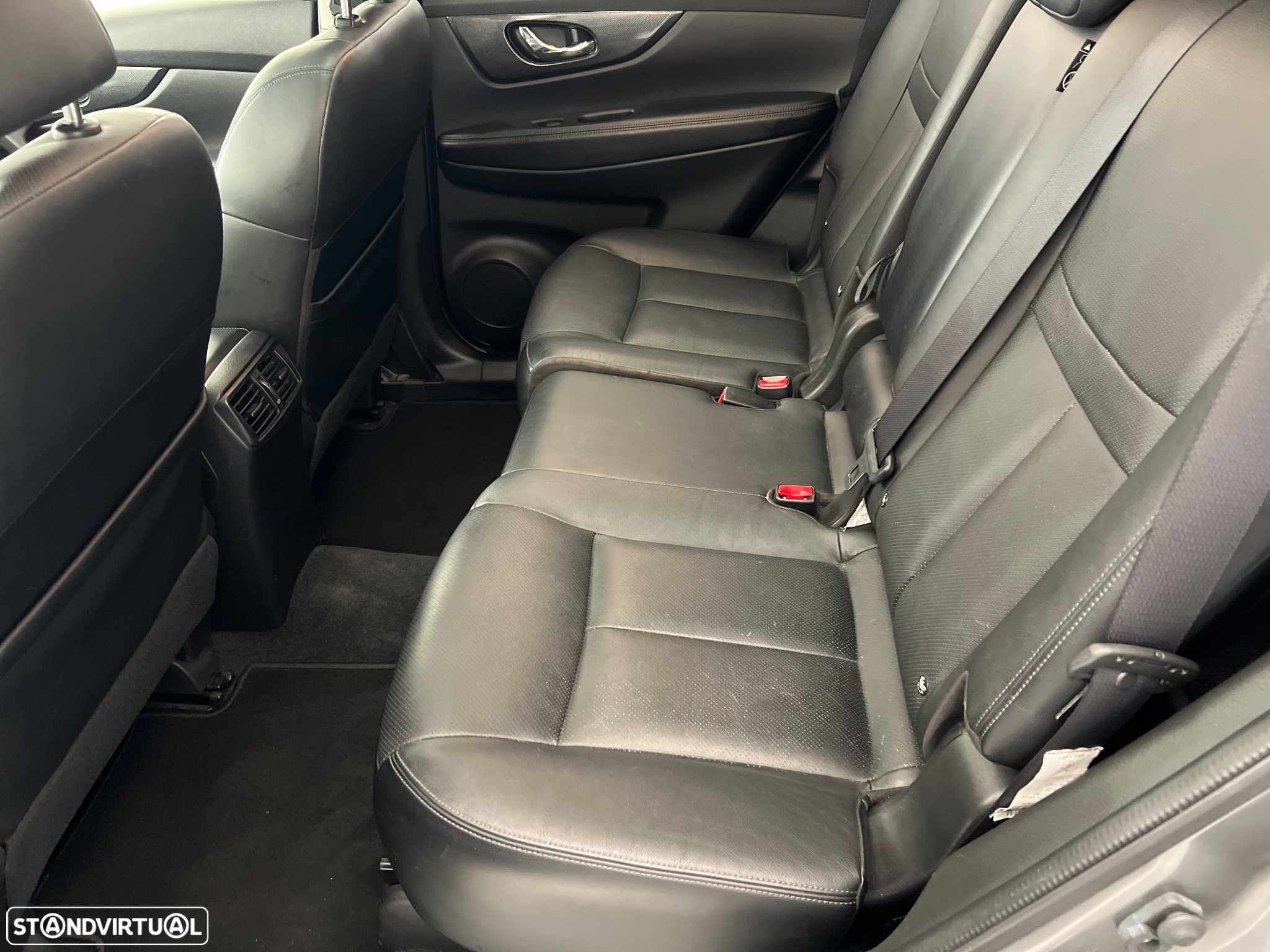 Nissan X-Trail 1.6 dCi Tekna Xtronic - 31