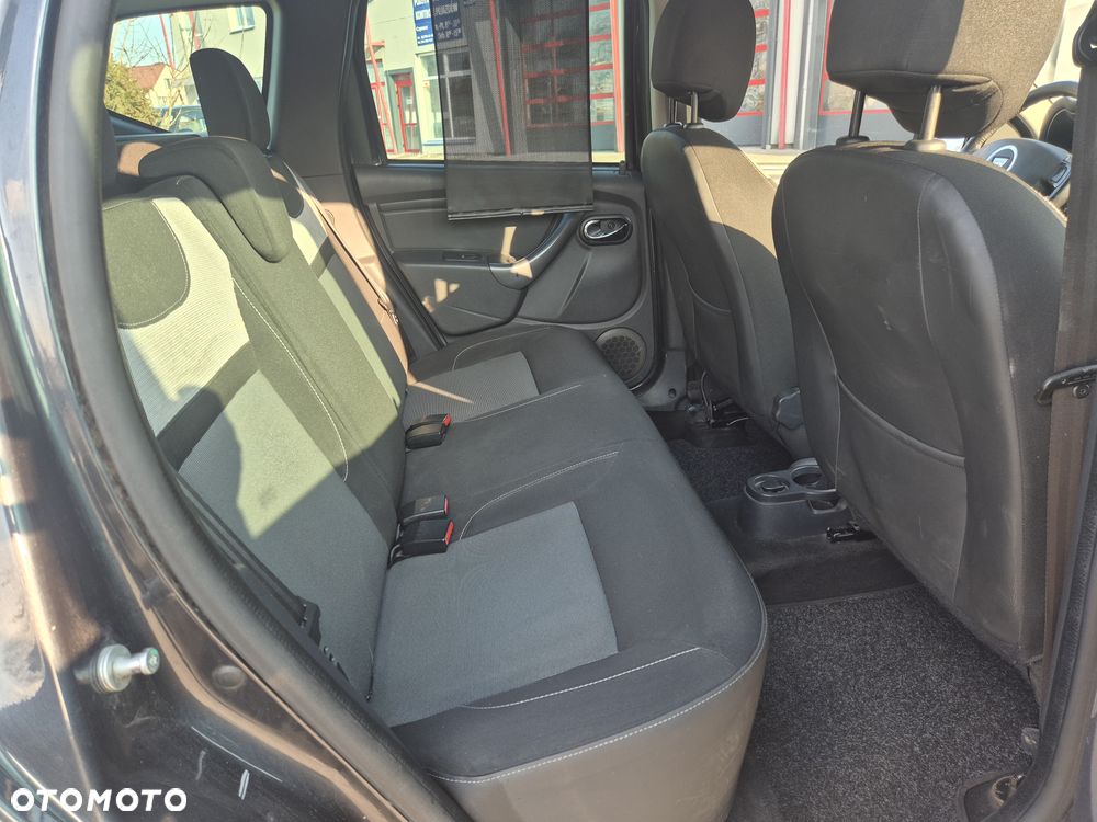 Dacia Duster 1.6 16V 105 4x2 Laureate - 16