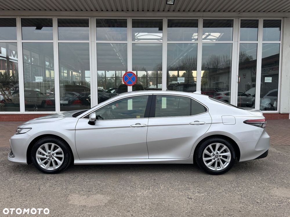 Toyota Camry 2.5 Hybrid Comfort CVT - 2