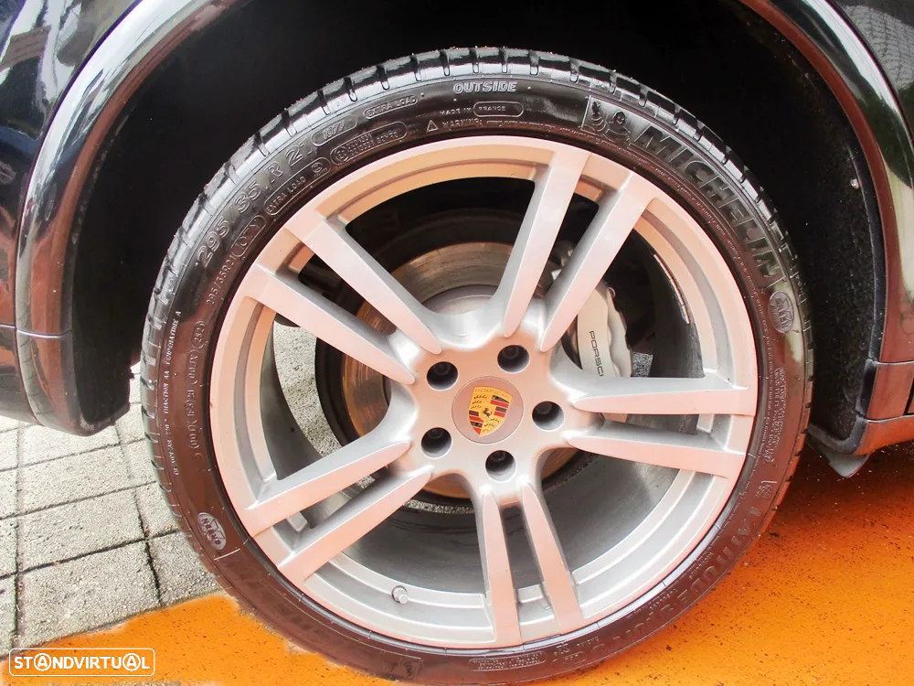 Porsche Cayenne S Hybrid - 55