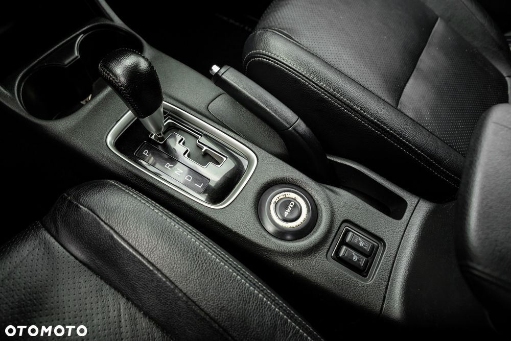 Mitsubishi Outlander 2.2 DI-D 4WD Automatik Invite - 35