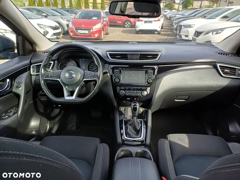Nissan Qashqai 1.3 DIG-T N-Connecta DCT - 22