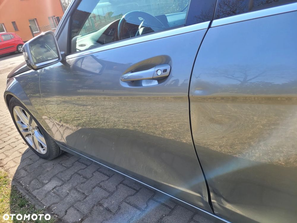 Mercedes-Benz Klasa C 200 CDI BlueEff Avantgarde - 5