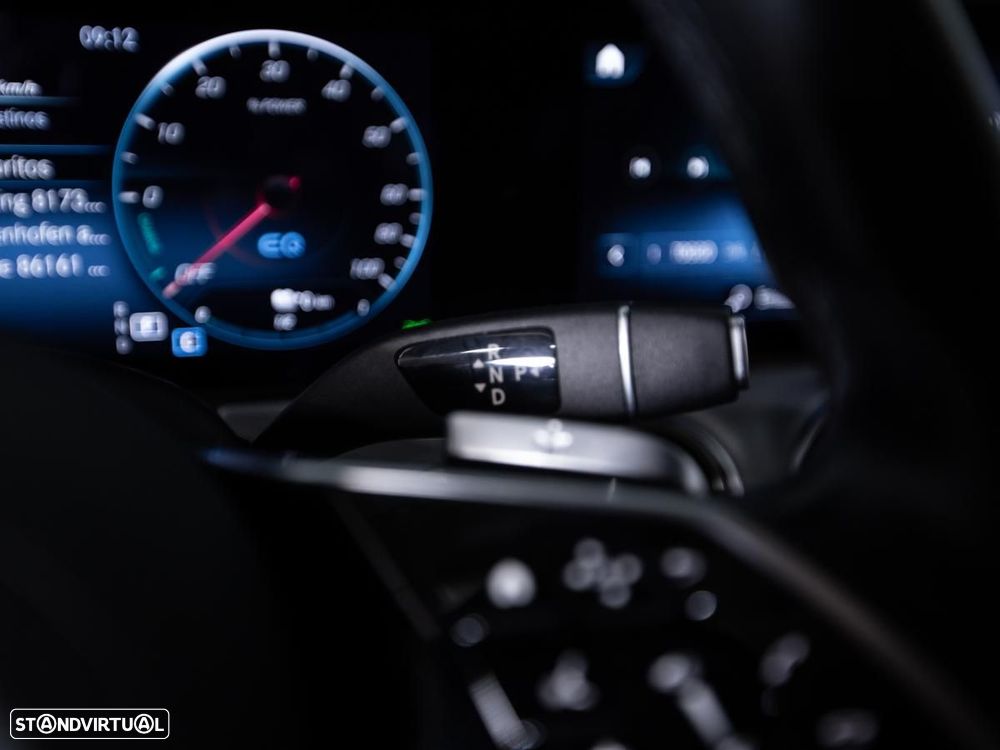 Mercedes-Benz E 300 de 9G-TRONIC - 21