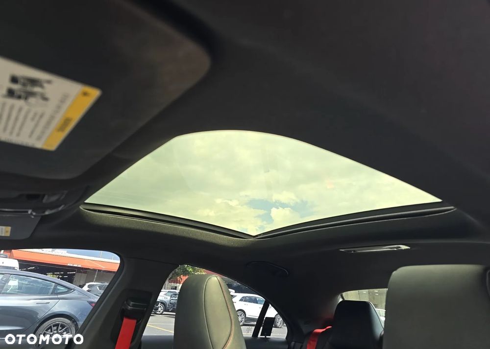 Mercedes-Benz CLA 250 4Matic 7G-DCT AMG Line - 13