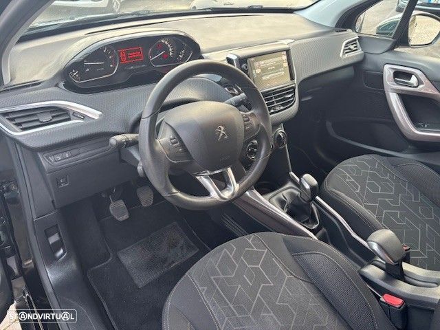 Peugeot 2008 1.6 BlueHDi Style - 2